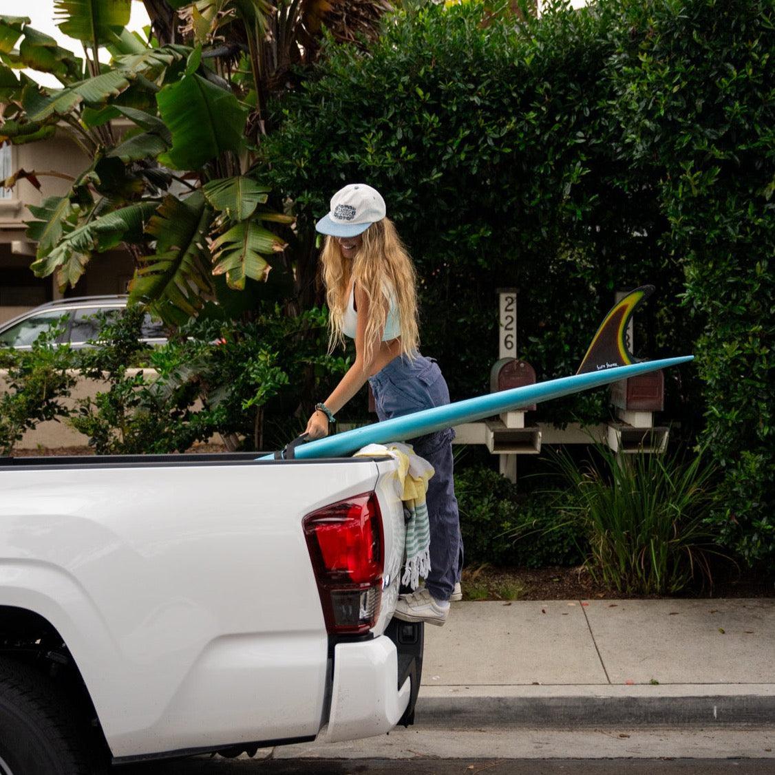"The Seaside" White and Blue Corduroy 5-panel Hat