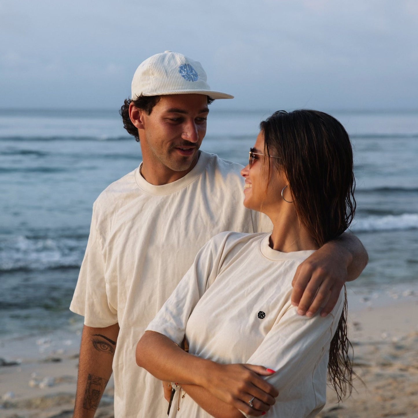White Out Corduroy SunDaze Circle 5-panel